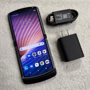 Motorola Razr 5G (2020) XT2071 - 256GB Unlocked Polished Graphite - New